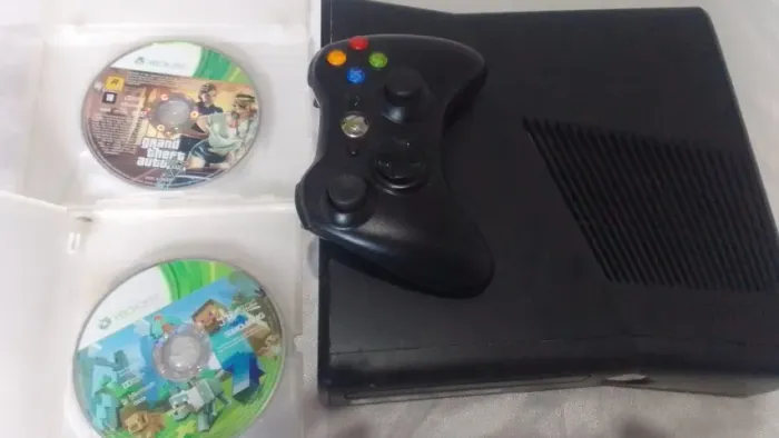 xbox 360 com minecraft e gta 5 original funcionando com cabo av