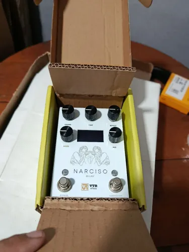 Pedal Narciso Delay