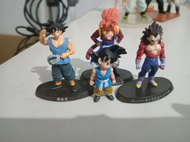 Dragon ball gt 4 miniaturas