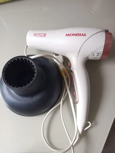 Secador de cabelo Mondial com difusor de cachos semi novo 