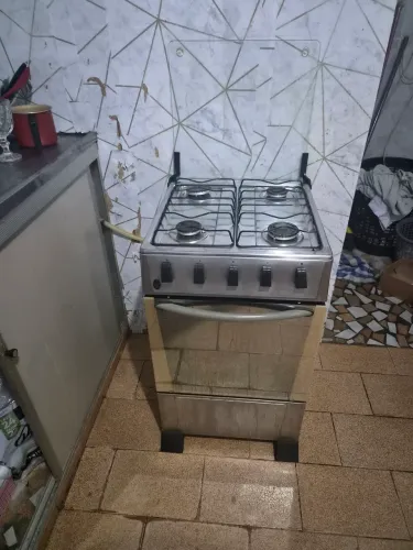Fogão Usado, mas em bom estado