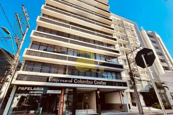 EXCELENTE SALA COMERCIAL PARA LOCAÇÃO NO CENTRO DE BLUMENAU