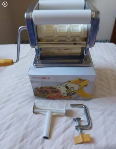 Vendo mini máquina de Massas
