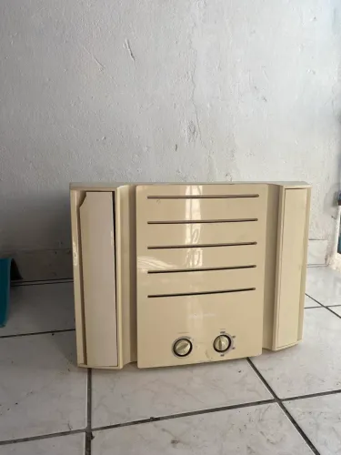 Ar condicionado de janela