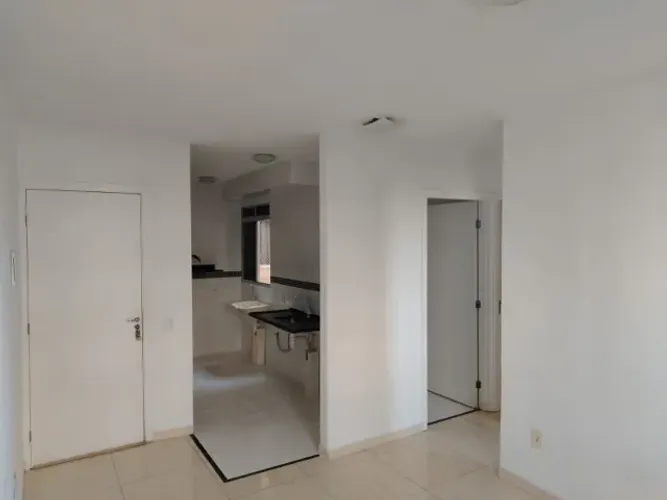 Apartamento 2/4, 1º andar, Abrantes, Camaçari - Bahia.