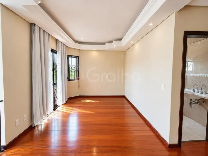 Casa no Centro de Palhoça com 200 m2