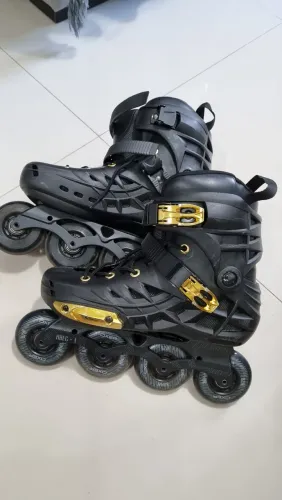 Patins Oxer Darkness n°39, lindo e novíssimo!!