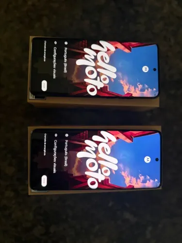 Vende - se 02 aparelhos Motorola leia o anúncio