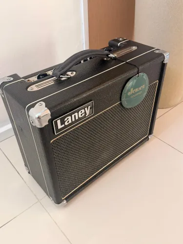 Amplificador Laney VC15 Valvulado