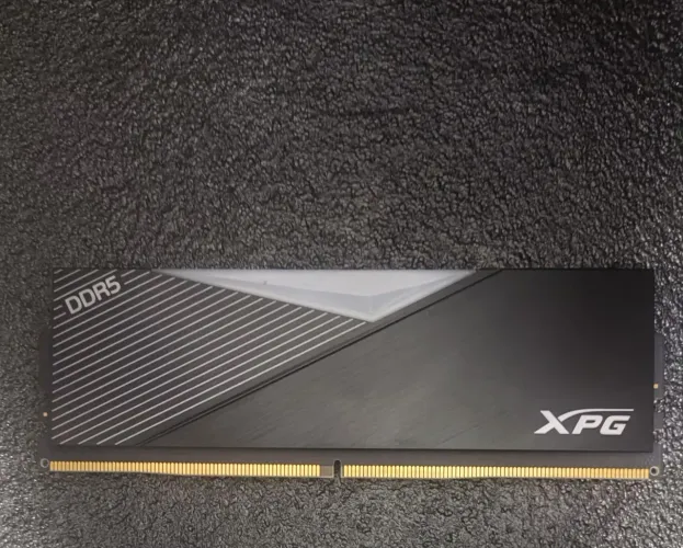 Memória RAM XPG Lancer RGB DDR5 16GB 5200MHz CL38