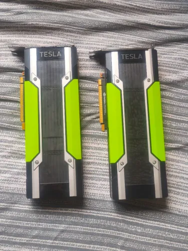 Nvidia tesla P100 16gb (LLM/I.A)