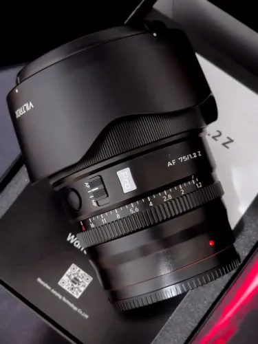 Lente Viltrox 75 mm f 1.2 Pro - Nikon (Usada)