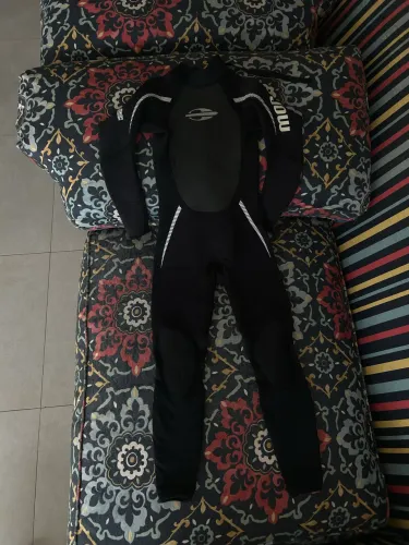 Roupa de surf mormaii