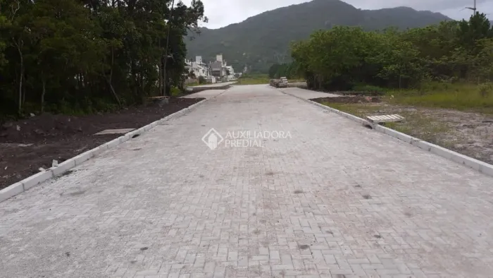 Terreno à venda em Ribeirão da Ilha, Florianópolis
