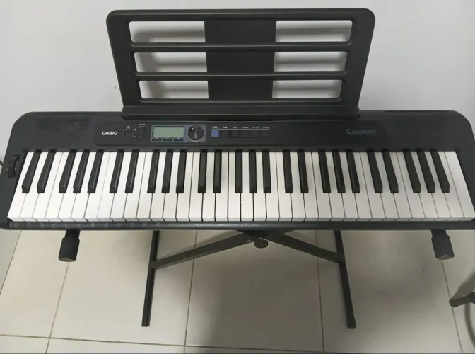 Vendo teclado Casiotone CT-S300