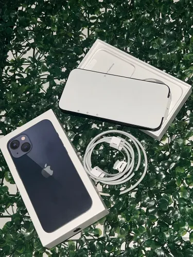 iPhone 13 - 256GB