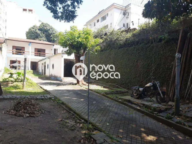 Tijuca | Casa 4 quartos, sendo 1 suite