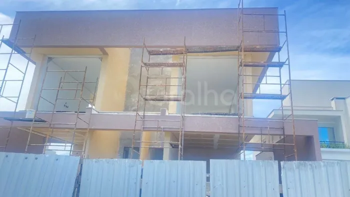 Casa para Venda em Florianópolis, Campeche, 3 dormitórios, 3 suítes, 4 banheiros, 2 vagas