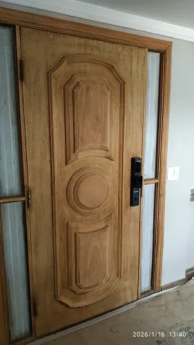 Marceneiro instalação de portas 