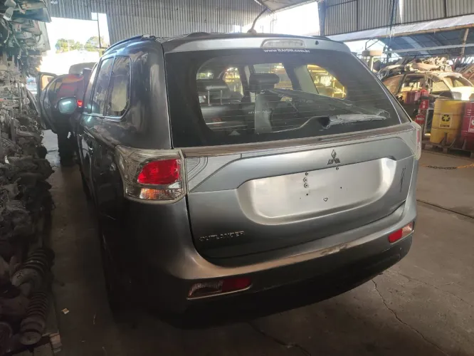 VENDO PEÇAS OUTLANDER 2.0 AUTOMÁTICO 2014 - COM NOTA FISCAL