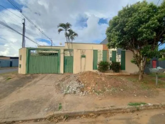 Casa 172 m² - Vila Cidade Morena - Campo Grande - MS