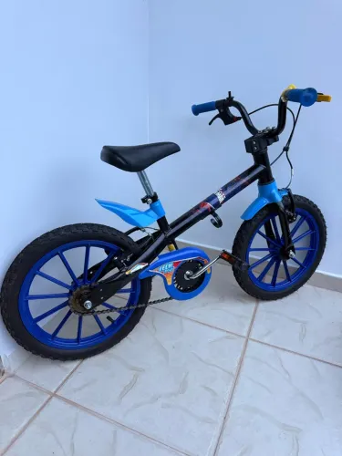 BICICLETA INFANTIL POUCO USADA
