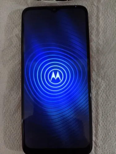 Celular Moto e Motorola