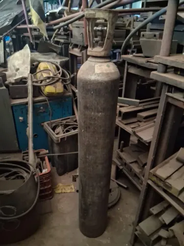 cilindro de oxigênio industrial 10 mts cubicos