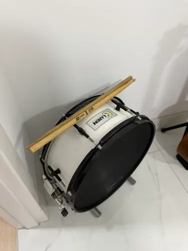 Vendo Caixa de Guerra em perfeito estado