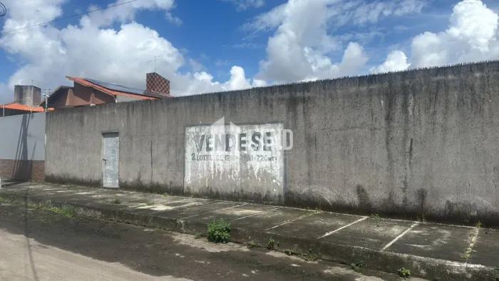 Lote / Terreno a Venda no bairro Edson Queiroz em Fortaleza