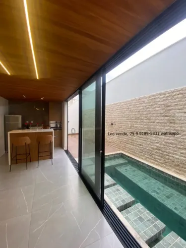 Leo vende, Amarilis, bairro Papagaio, 4\4 c 3 suítes, closet, piscina, goumert 