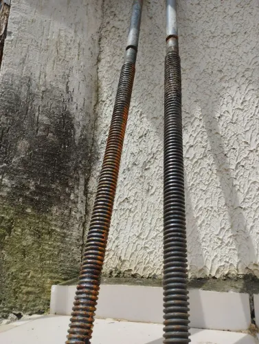 Parafusos para maquinas ou mesa de marceneiro