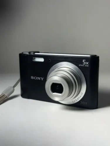Sony Cyber-Shot W800 20.1MP + Cartão de Memória + Carregador