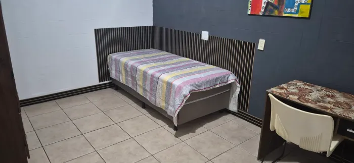 Quarto individual em republica para estudante nao fumante e sem peti