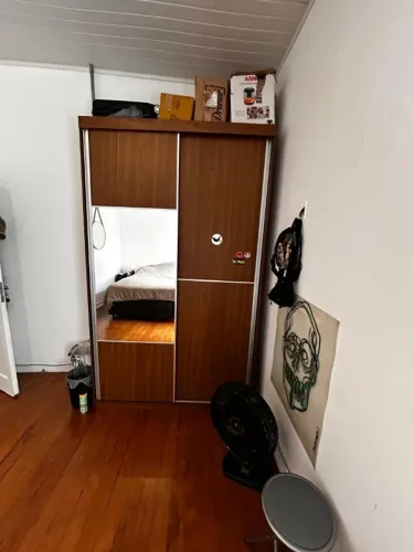 GUARDA ROUPA 2 PORTAS COM ESPELHO