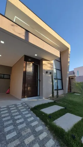 Casa térrea 3 suítes, piscina área gourmet e escritório no Condomínio Villa Verona Soroc