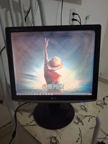 Monitor 17 LG barato com Cabos