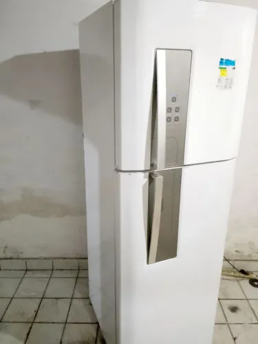 Geladeira Electrolux Frost Free gelando perfeitamente