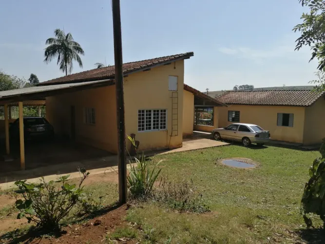 Chacara 2 Alqueires Casa 2 Dorms,Sala,Cozinha,Banheiro e + 1 Dorm,Cozinha,Banheiro na Área