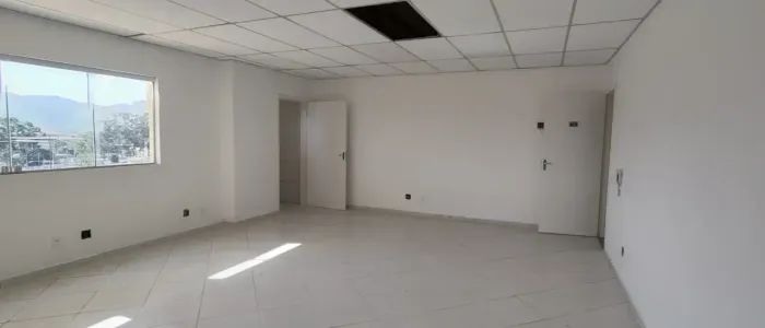 Excelente Sala para Locação no Centro - Mogi das Cruzes - SP