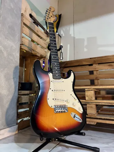 GUITARRA BENSON STRATOCASTER STR SUMBURST