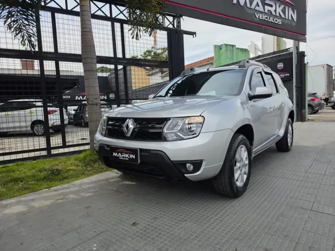 Renault Duster Dynamique 2.0 Hi-flex 16V Aut. 2016