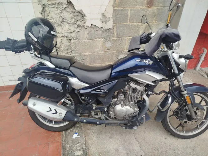 Moto Master Ride 150, muito econômica e forte