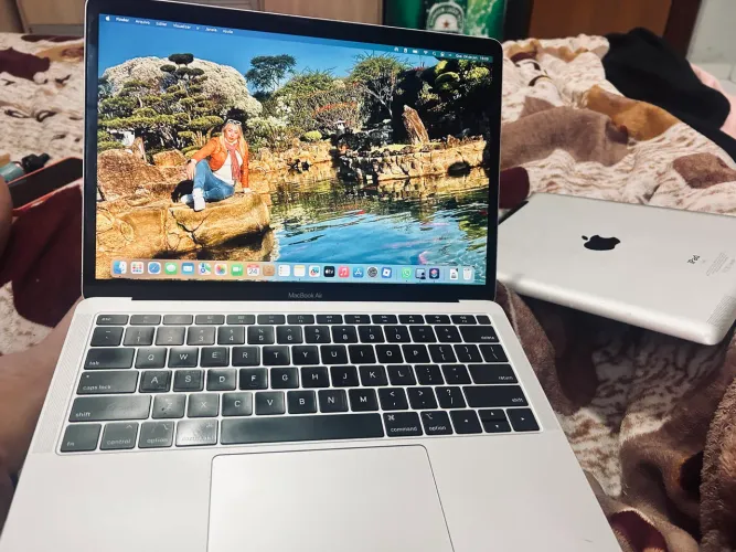 Vendo Mac Book Air  2018 