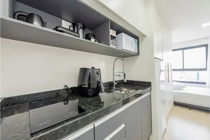 Studio para alugar, no Água Verde em Curitiba. Totalmente mobiliado