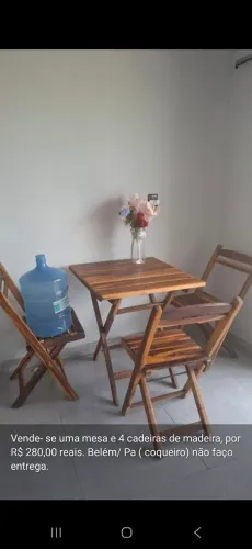 CONJUNTO DE MESA E CADEIRA 