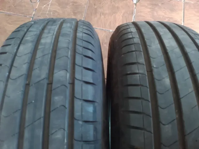 2 pneus 185 65 15 Pirelli p6