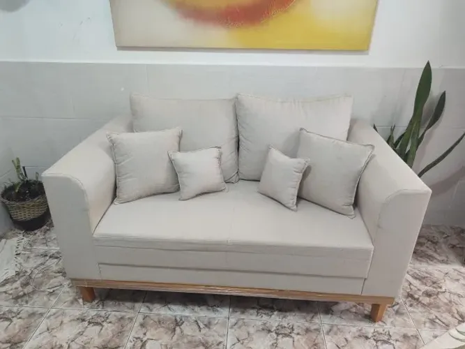 Sofá de 2 lugares