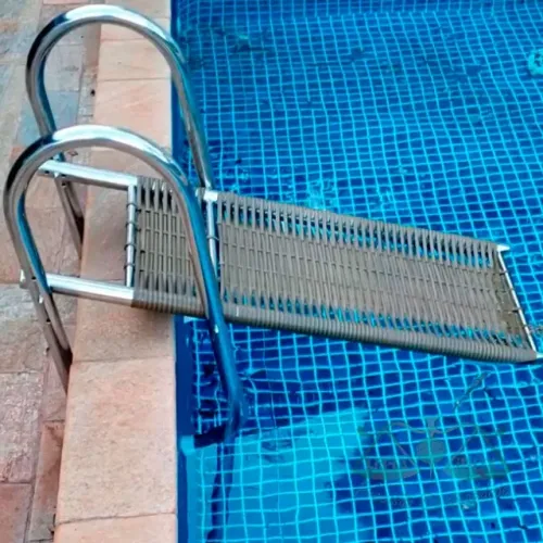 escada para pet de piscina