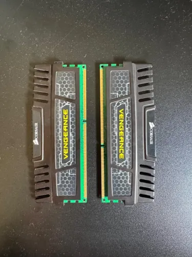 Memória Ram Corsair Vengeance 8gb (2x4gb) Ddr3 1600mhz